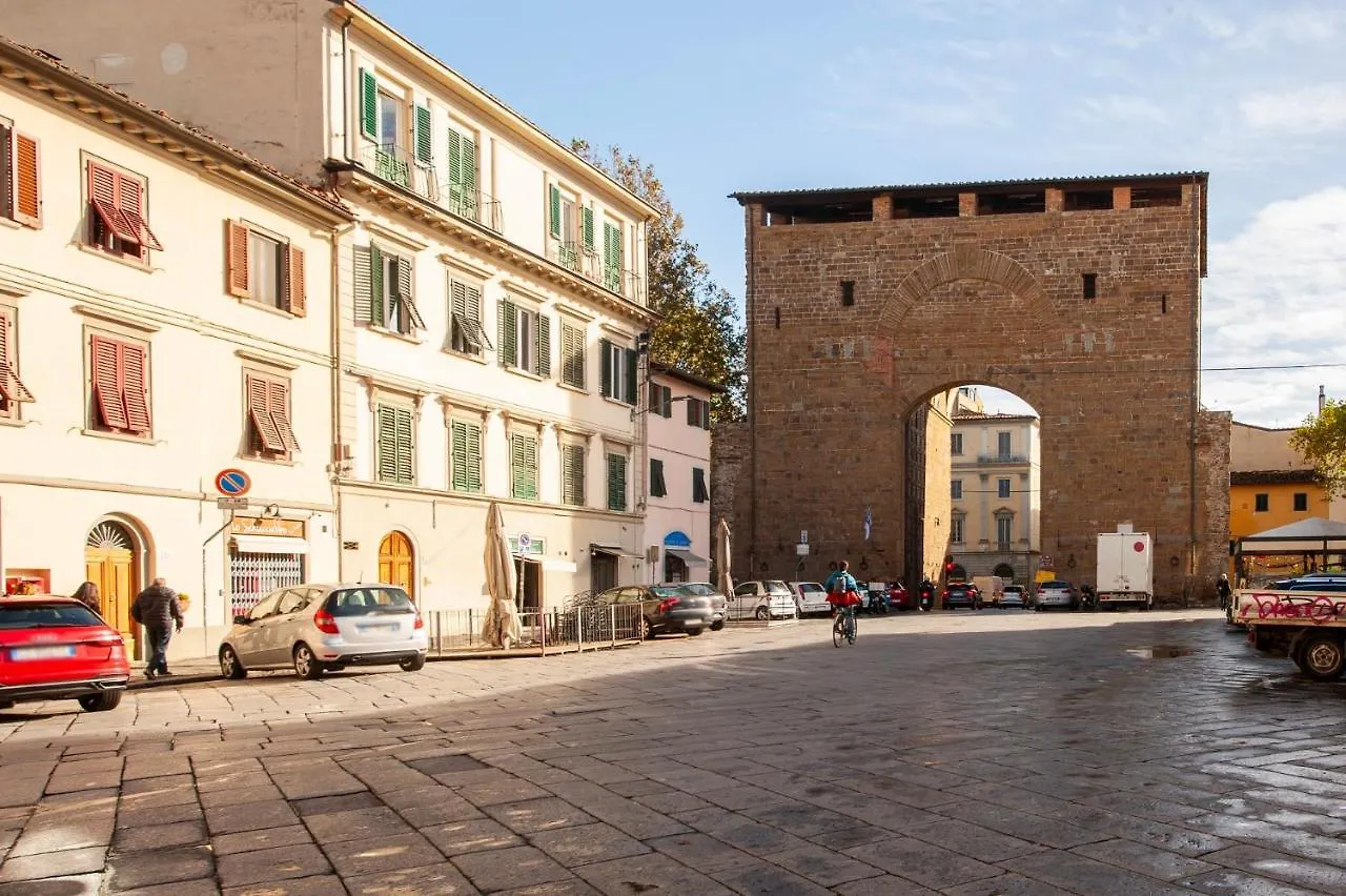 Fuori Le Mura San Frediano- Flo Apartments Florence Italy